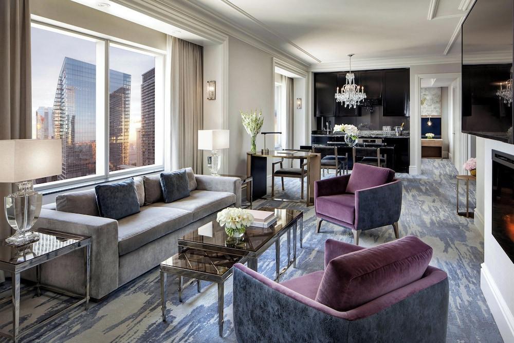 The St. Regis Toronto Room Type - Suite, 1 Double Bed, City View The St. Regis Toronto Room Type - Suite, 1 Double Bed, City View