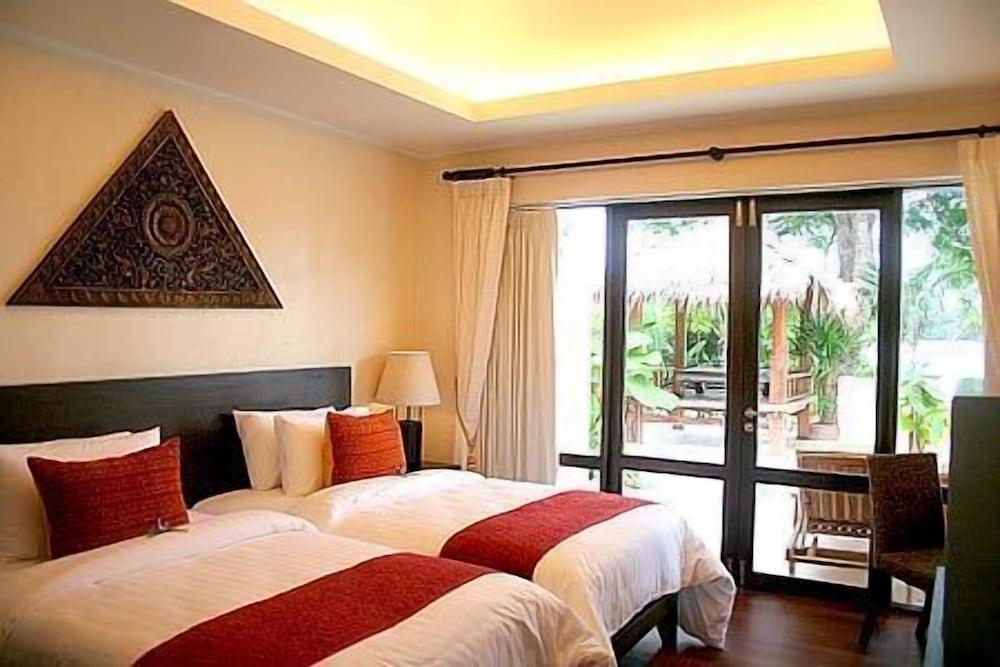 Chandara Resort & Spa Phuket - Tap to explore photos
