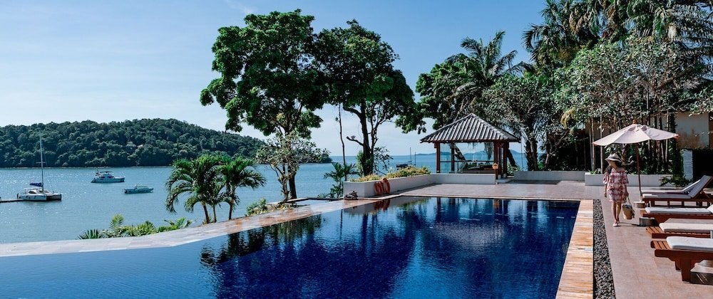 Chandara Resort & Spa Phuket - Tap to explore photos