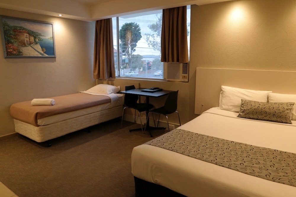 Parkville Place Serviced Apartments Room Type - Standard Triple Room