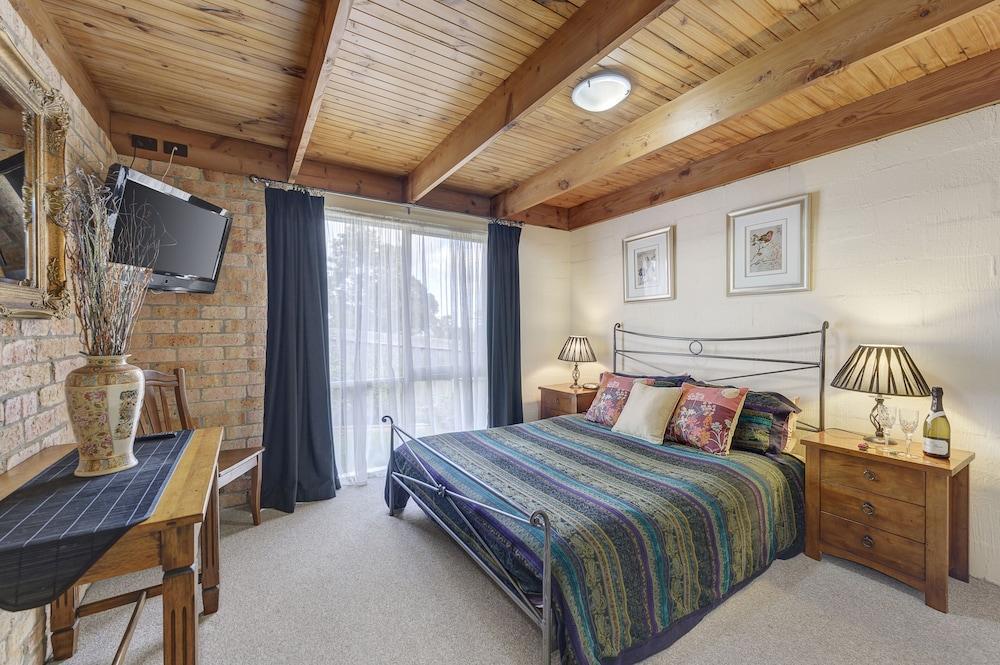 Bungunyah Apartments