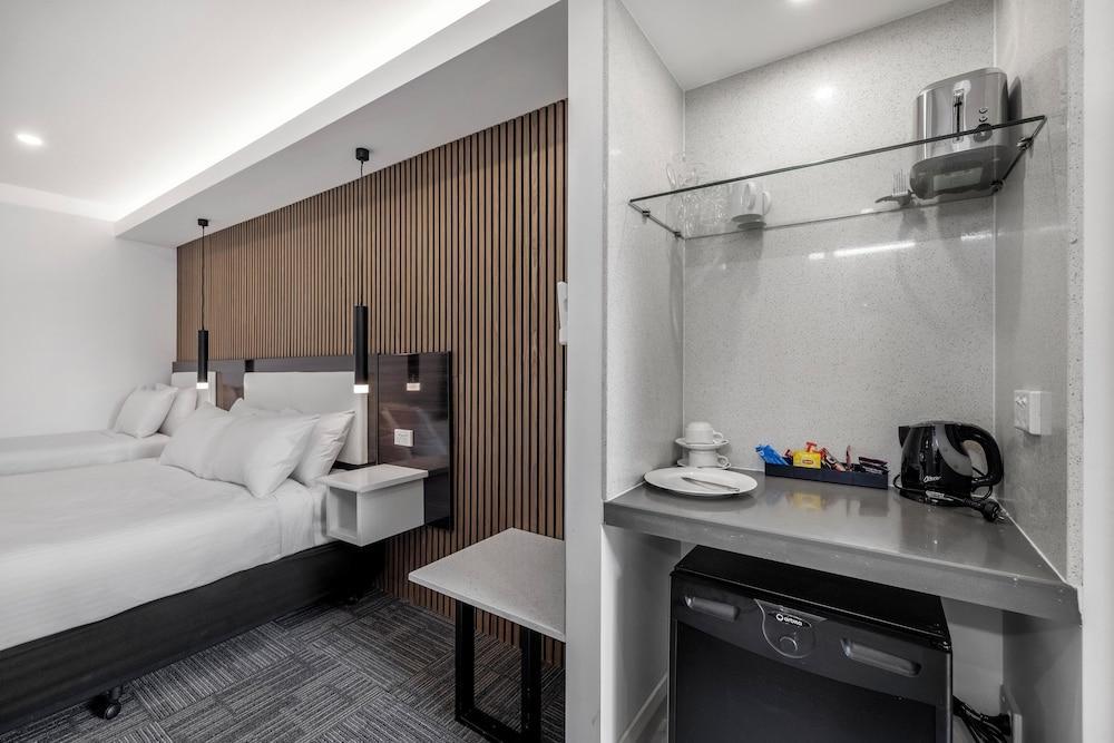 Best Western Plus Buckingham International Room Type - Family Room