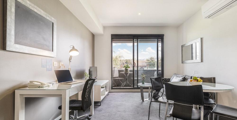 Punthill Oakleigh Room Type - One Bedroom Apartment Punthill Oakleigh Room Type - One Bedroom Apartment