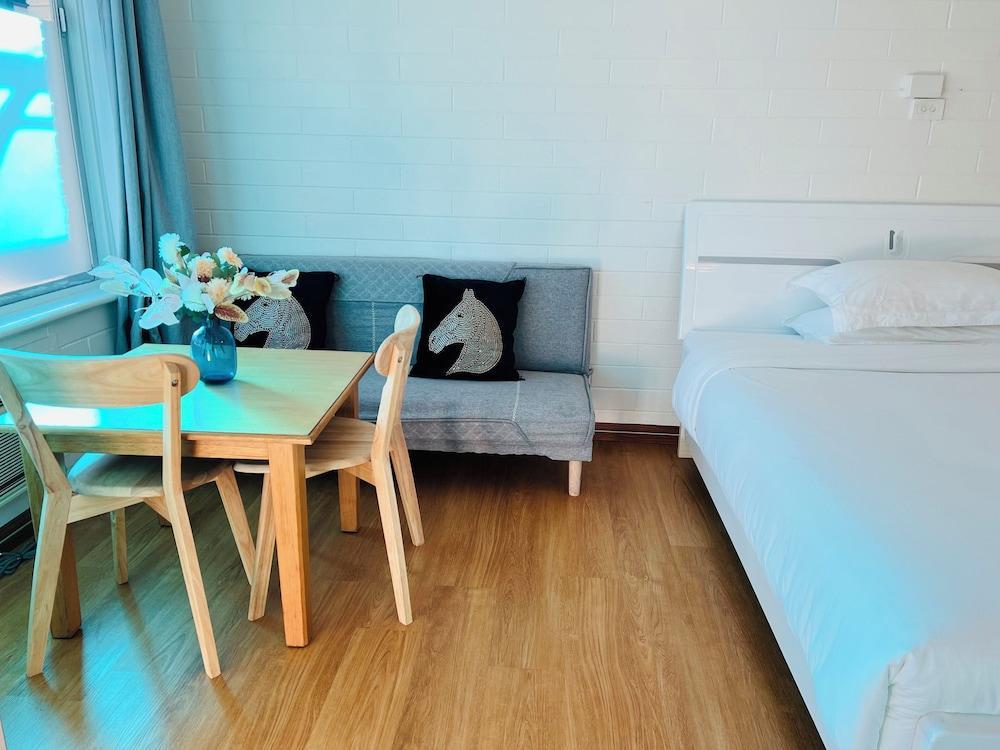 Motel Maroondah Room Type - Studio, 1 Queen Bed