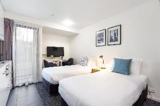 Quality Apartments North Melbourne - Tap to explore photos