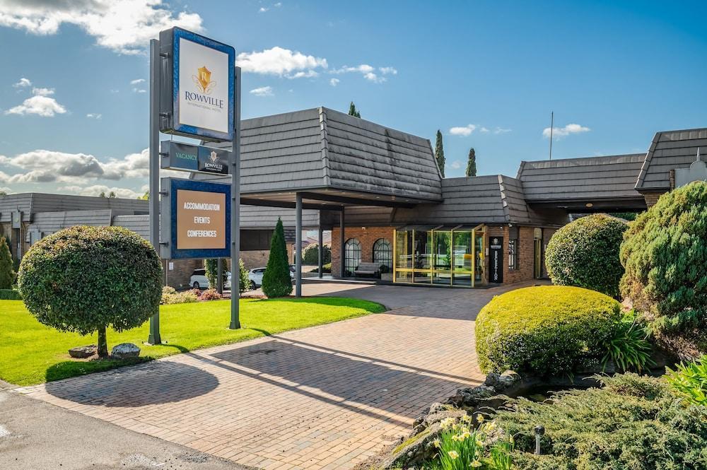 Rowville International Hotel - Tap to explore photos