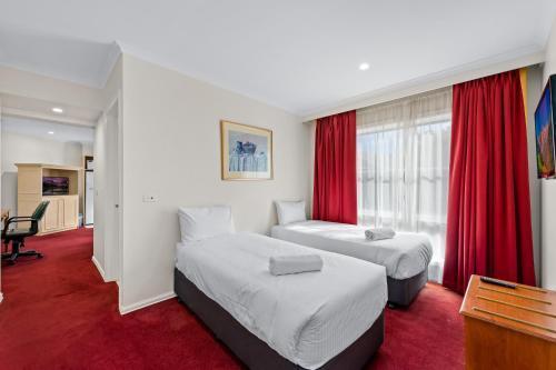 Rowville International Hotel - Tap to explore photos