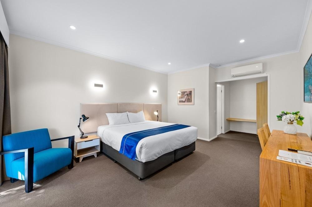 Rowville International Hotel Room Type - Executive Suite, King Bed