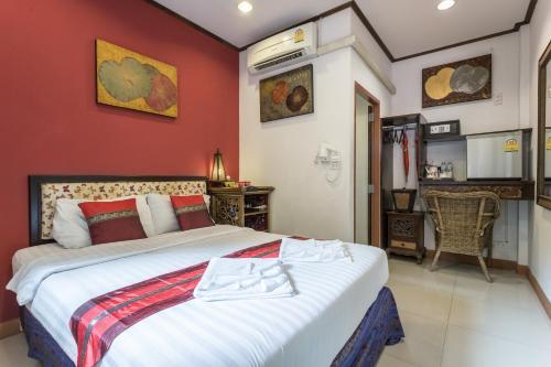 Ploykhumthong Boutique Resort - Tap to explore photos