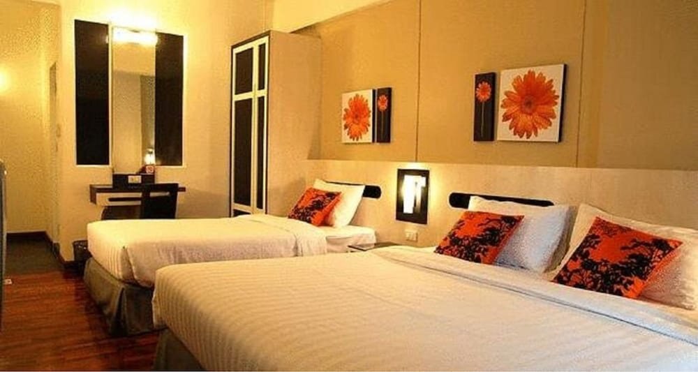 The Inn Saladaeng Room Type - Trio Room