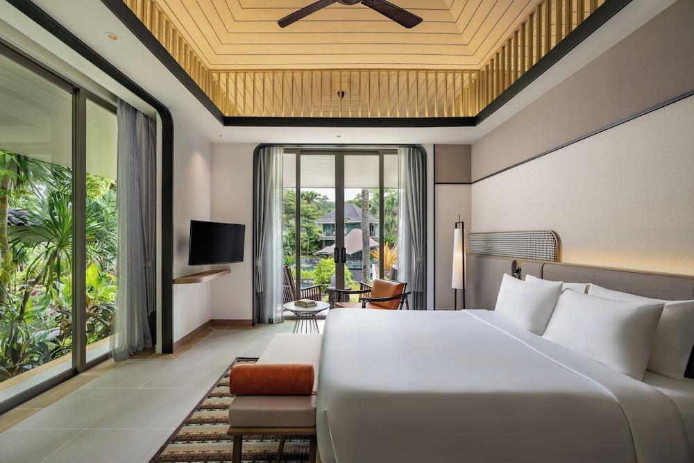 Mandarava Resort and Spa Karon Beach Room Type - Horizon Deluxe Room