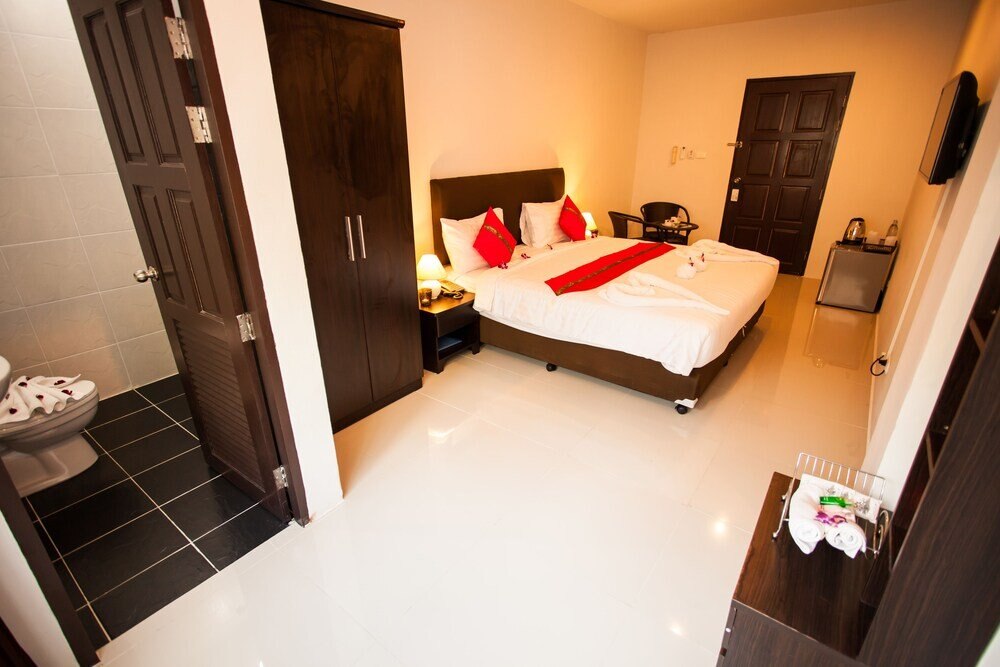 Grande Elegance Serviced Apartment - Tap to explore photos