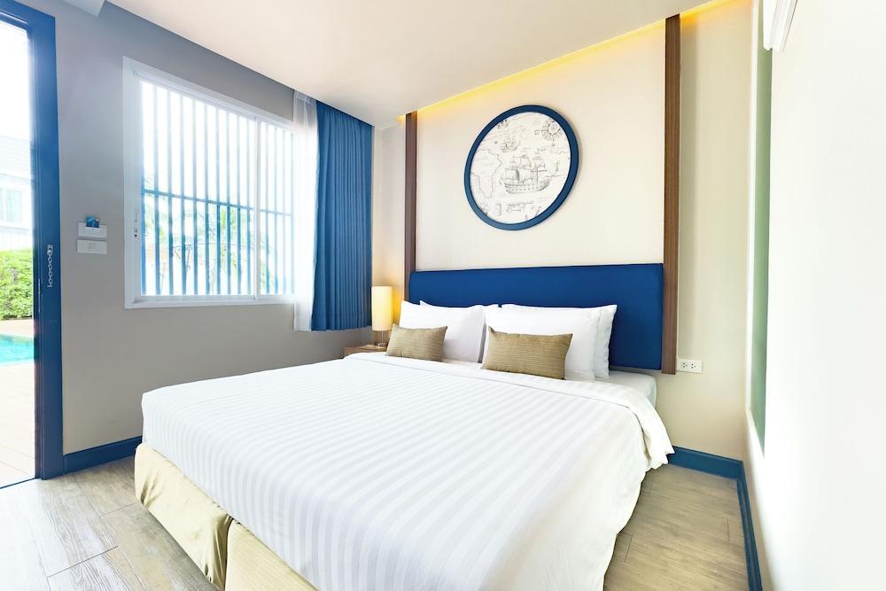 Phuket Boat Quay Hotel Panwa Beach Room Type - Deluxe Double Room, Poolside