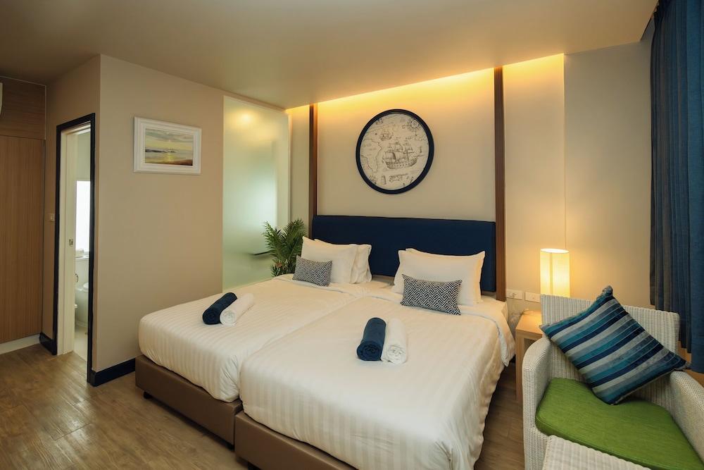Phuket Boat Quay Hotel Panwa Beach Room Type - Deluxe Room