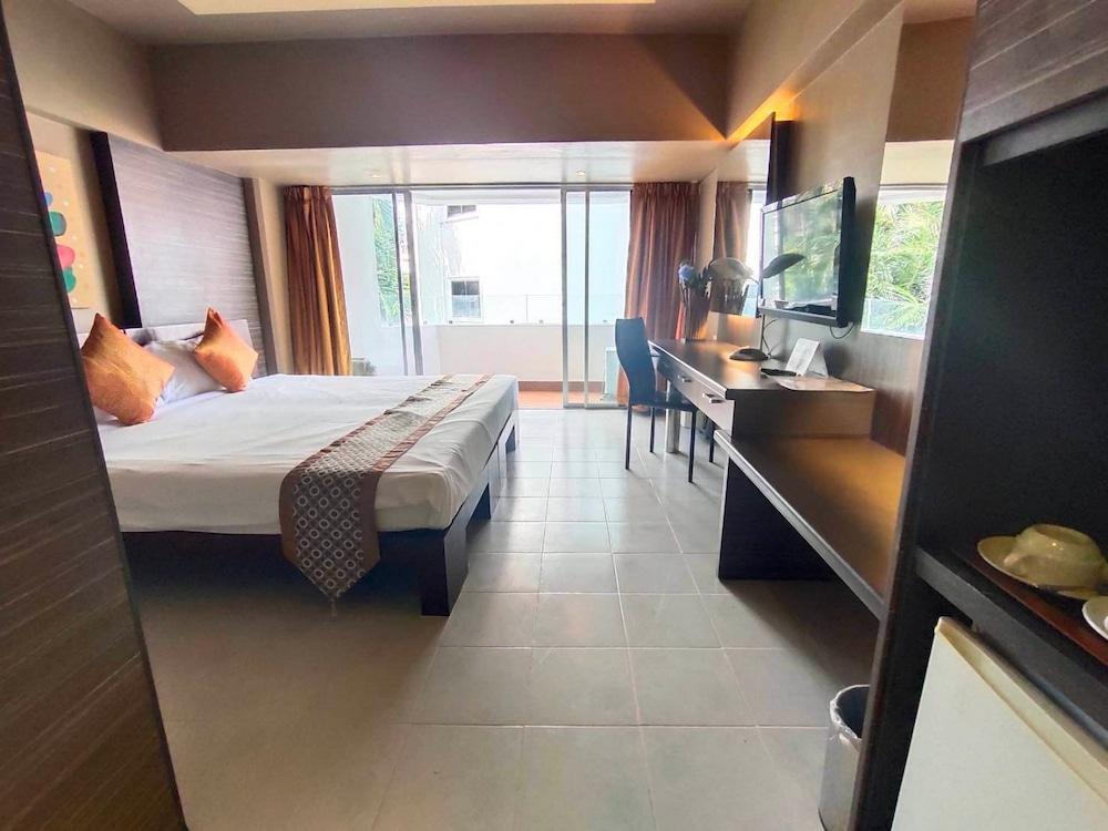 Patong Heritage Room Type - Superior Double or Twin Room Patong Heritage Room Type - Superior Double or Twin Room