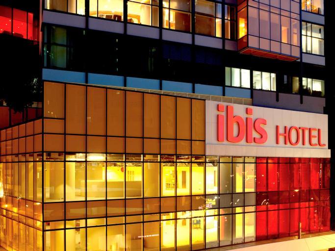 ibis Hong Kong Central And Sheung Wan - Tap to explore photos