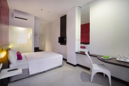 Favehotel Pluit Junction - Tap to explore photos