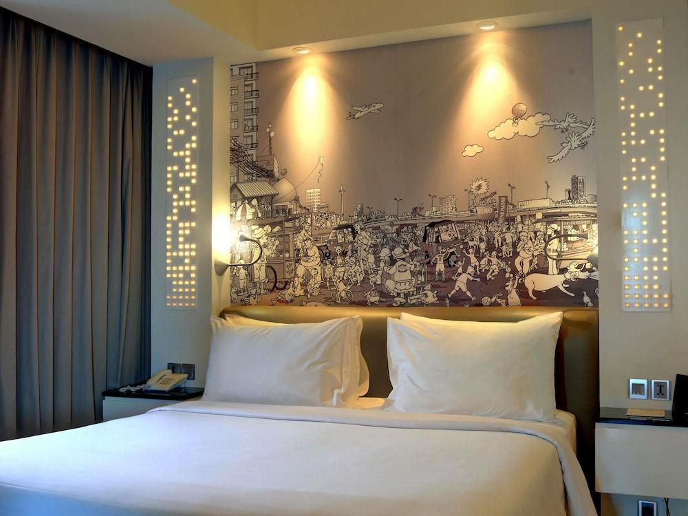Mercure Jakarta Simatupang Room Type - Suite, 1 King Bed