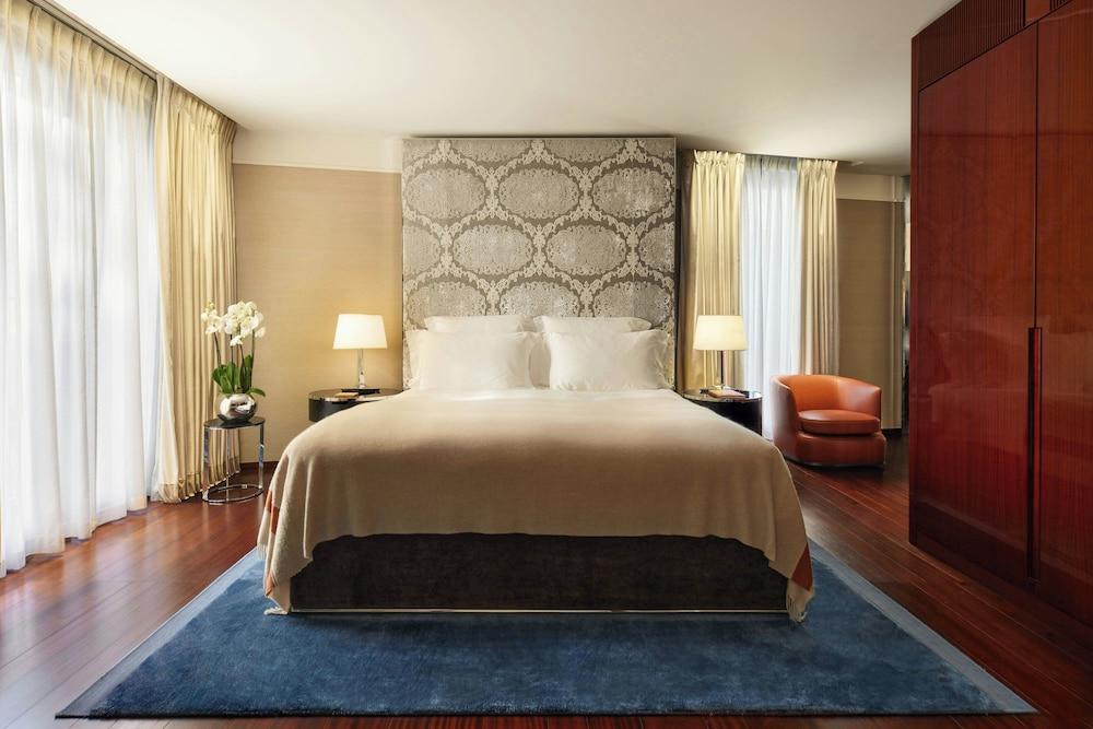 Bvlgari Hotel London Room Type - Deluxe Suite, 1 Bedroom