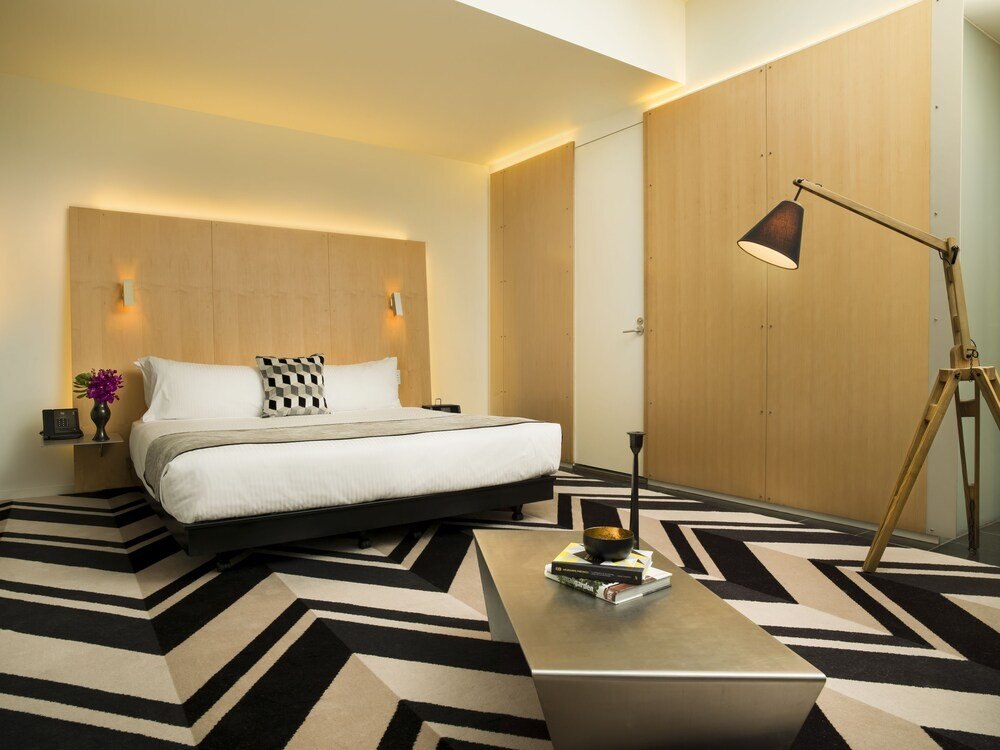 Adelphi Hotel Room Type - Superior King Room