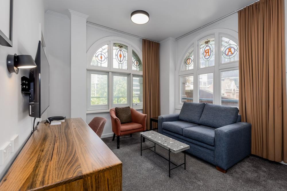 Alto Hotel on Bourke Room Type - One Bedroom Apartment - Spa