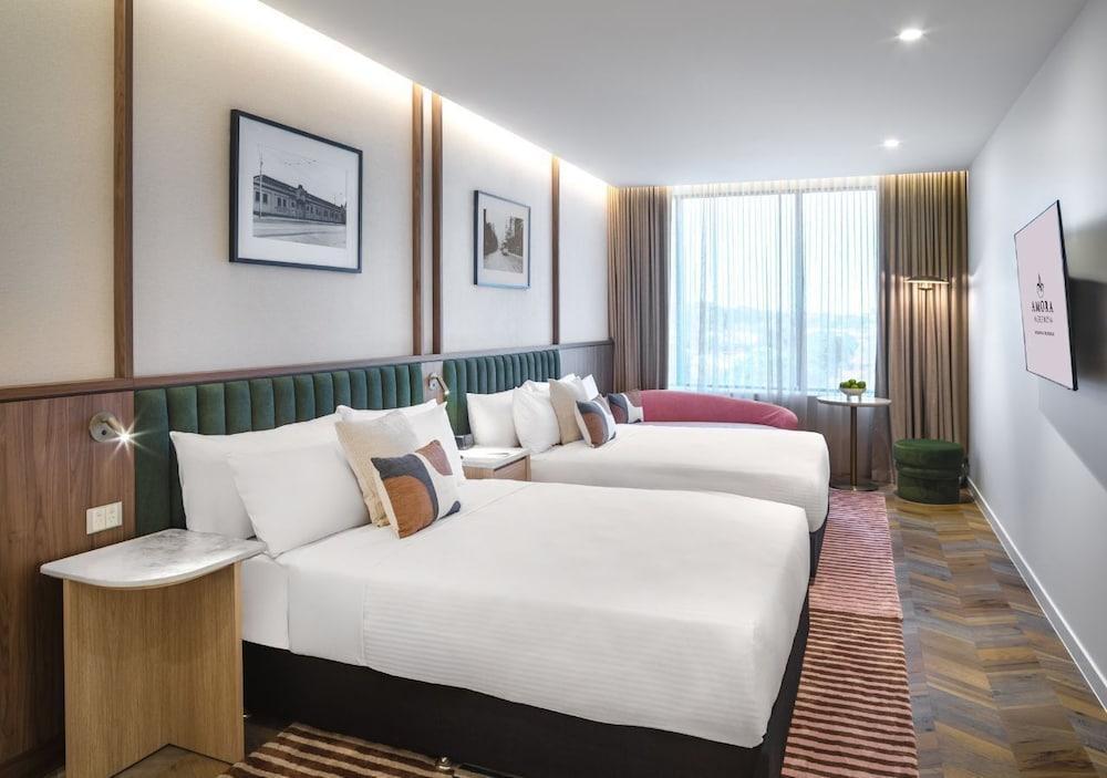Amora Herencia Riverwalk Melbourne Room Type - Deluxe Double Room