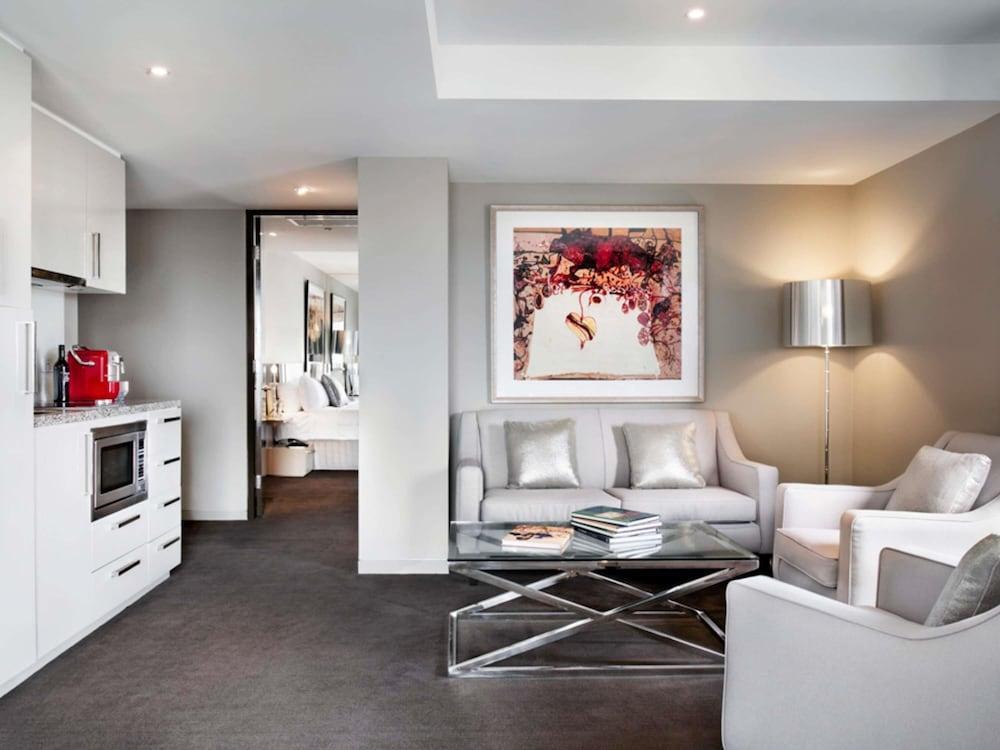 The Olsen Melbourne - Art Series Room Type - Deluxe Suite, 2 Bedrooms, Balcony (Two Bedroom Deluxe Balcony Suite)