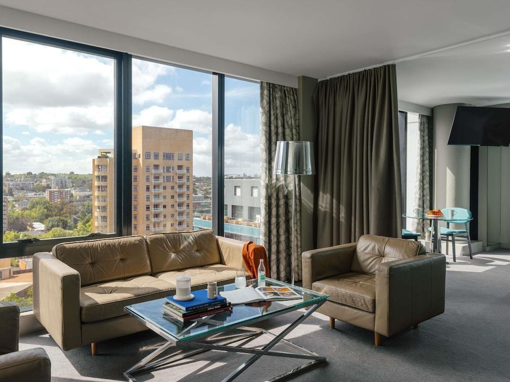 The Olsen Melbourne - Art Series Room Type - Suite, 2 Bedrooms (Two Bedroom Open Plan Suite)