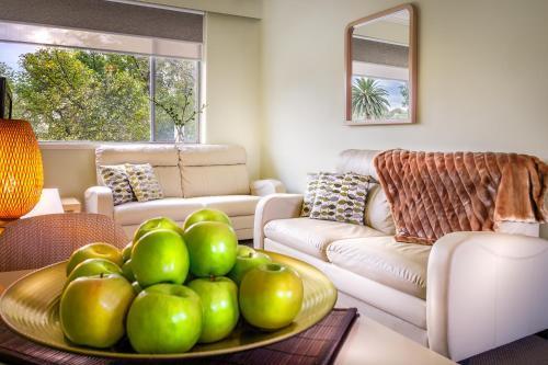 Birches Serviced Apartments - Tap to explore photos