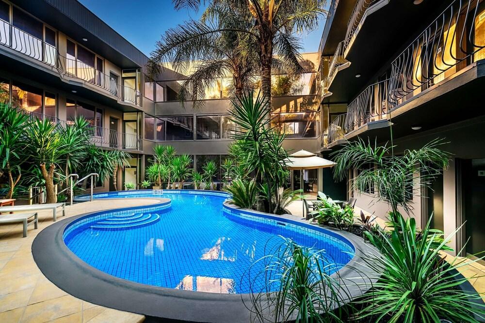 Best Western Plus Travel Inn Hotel - Tap to explore photos