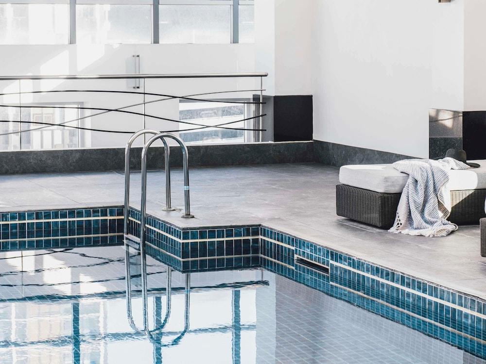 The Como Melbourne by Accor - Tap to explore photos