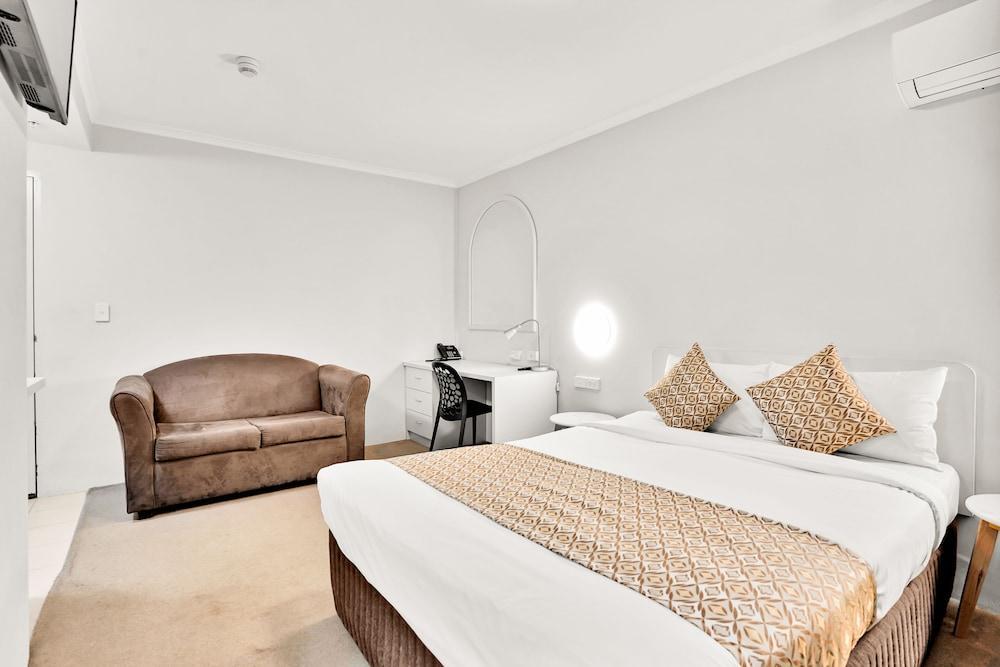 Carlton Lygon Lodge Room Type - Standard Suite