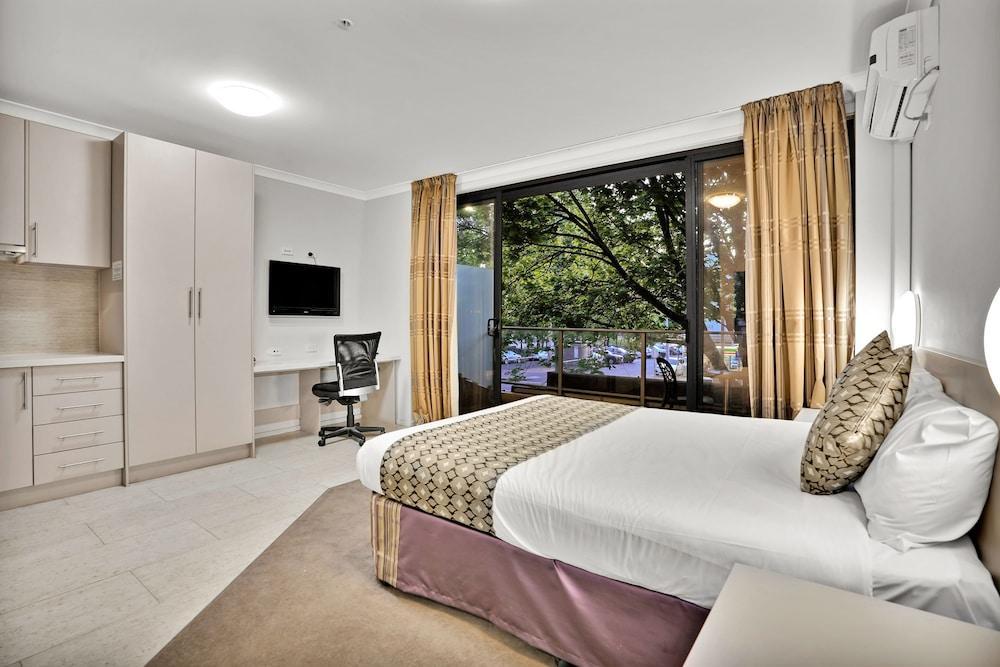 Carlton Lygon Lodge Room Type - Lygon Front Suite