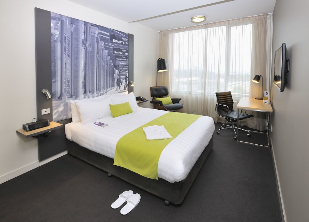 Mercure Melbourne Therry Street - Tap to explore photos
