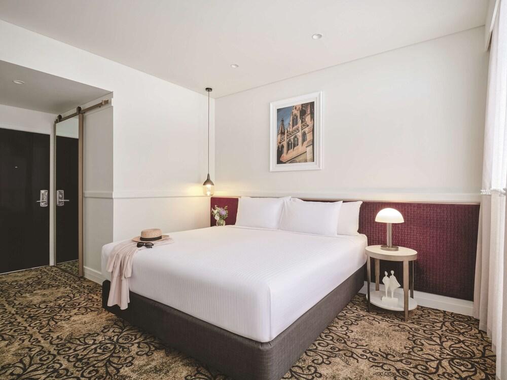 Rendezvous Hotel Melbourne Room Type - Perkins Premier King