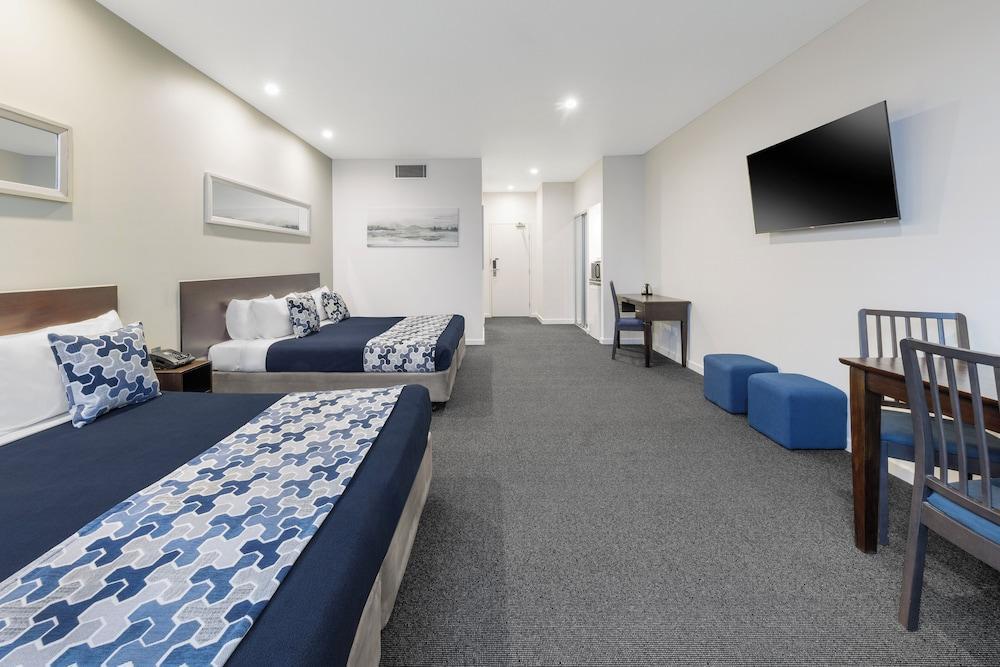 Great Southern Hotel Melbourne - Tap to explore photos