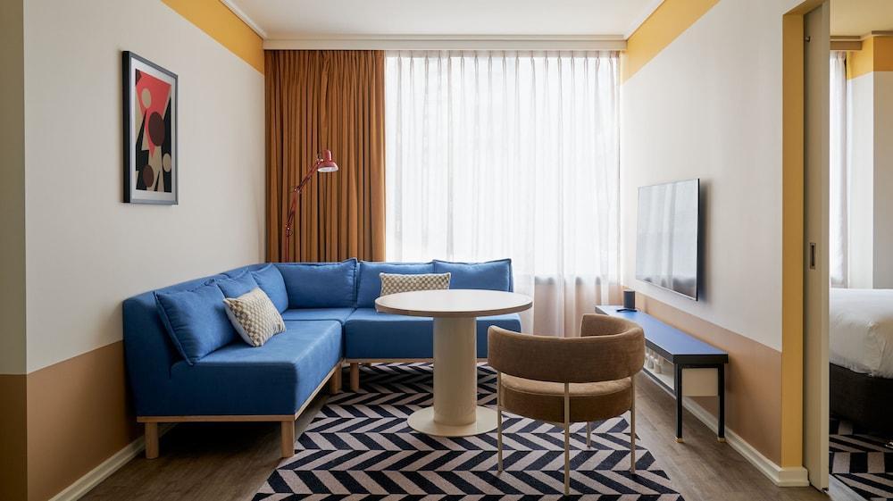Laneways by Ovolo Room Type - Midtown 1 Bedroom Suite