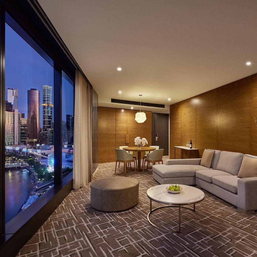 Pan Pacific Melbourne Room Type - Yarra Suite (Pacific Club Access)