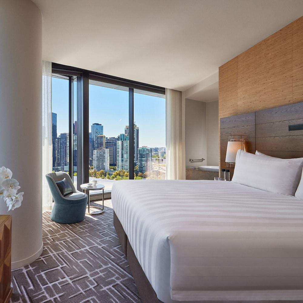 Pan Pacific Melbourne Room Type - Panoramic Suite (Pacific Club Access)