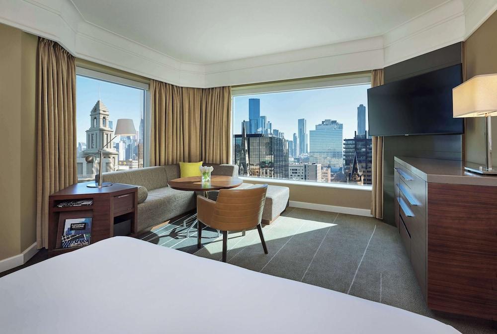 Grand Hyatt Melbourne Room Type - Deluxe Room, 1 King Bed, Corner