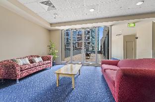 YEHS Hotel Melbourne CBD - Tap to explore photos