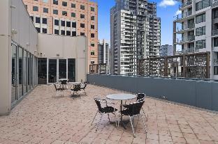 YEHS Hotel Melbourne CBD - Tap to explore photos