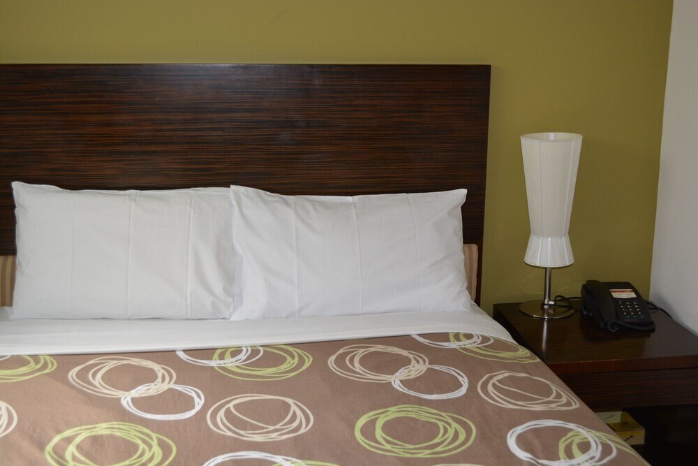 YTI Garden Hotel Room Type - Standard Hotel Room