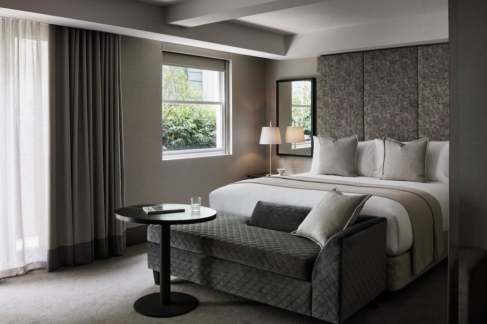 The Lyall Room Type - Classic Room, Balcony