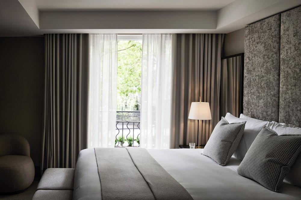 The Lyall Room Type - Deluxe Suite