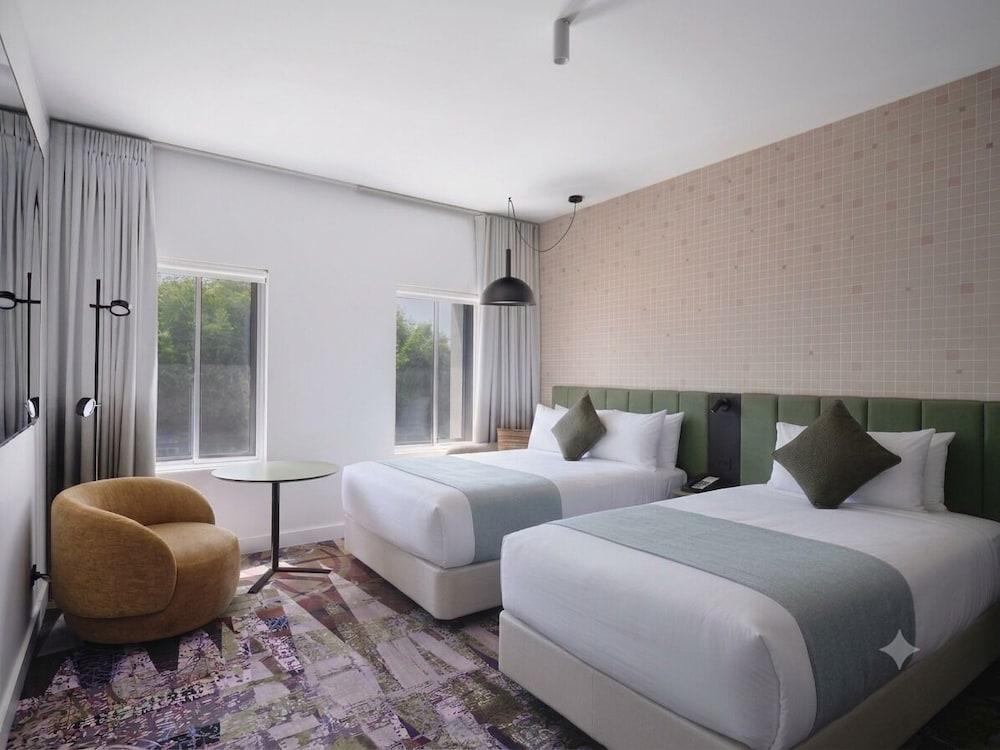 Novotel St Kilda Room Type - Superior Room, 2 Double Beds