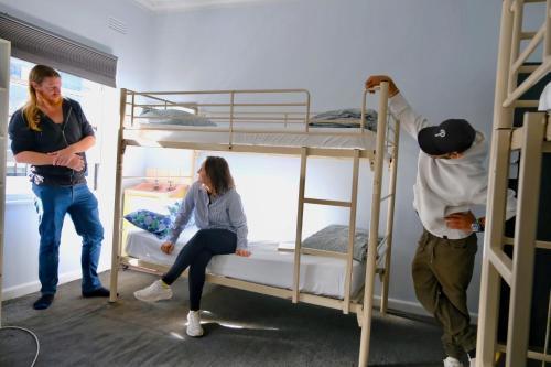 Pint On Punt Backpackers Room Type - Bed in 6-Bed Mixed Dormitory Room with Shared Bathroom Pint On Punt Backpackers Room Type - Bed in 6-Bed Mixed Dormitory Room with Shared Bathroom