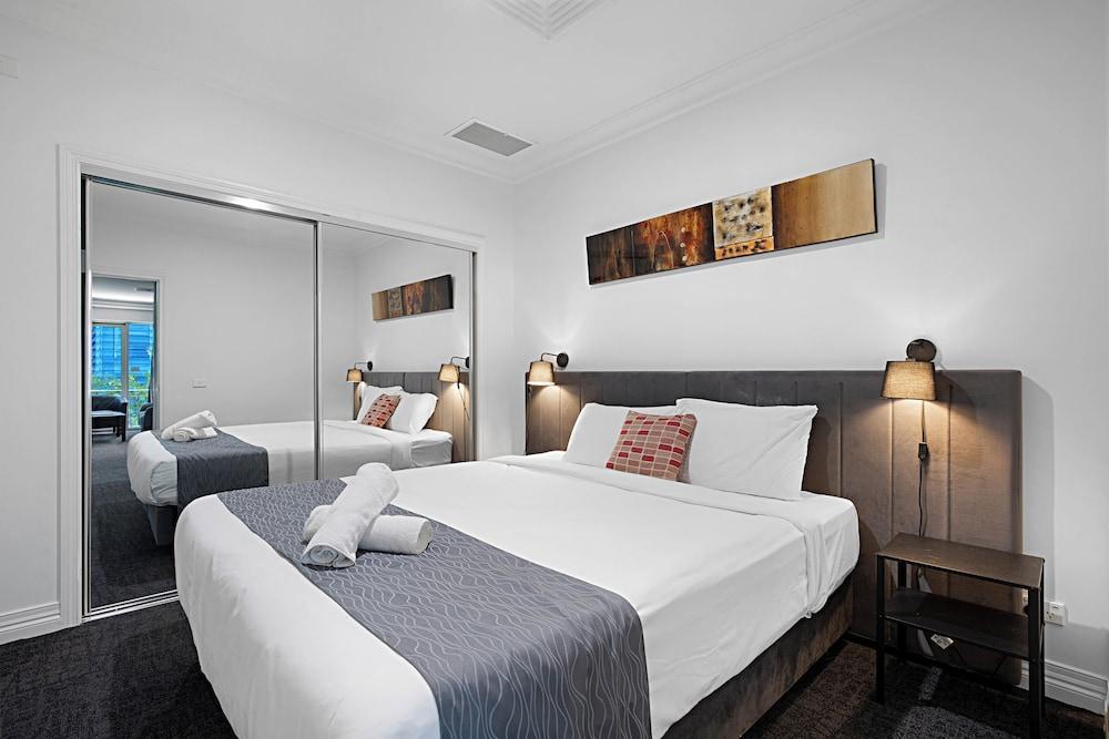 Comfort Apartments Melbourne Central Room Type - Deluxe Apartment, 2 Bedrooms