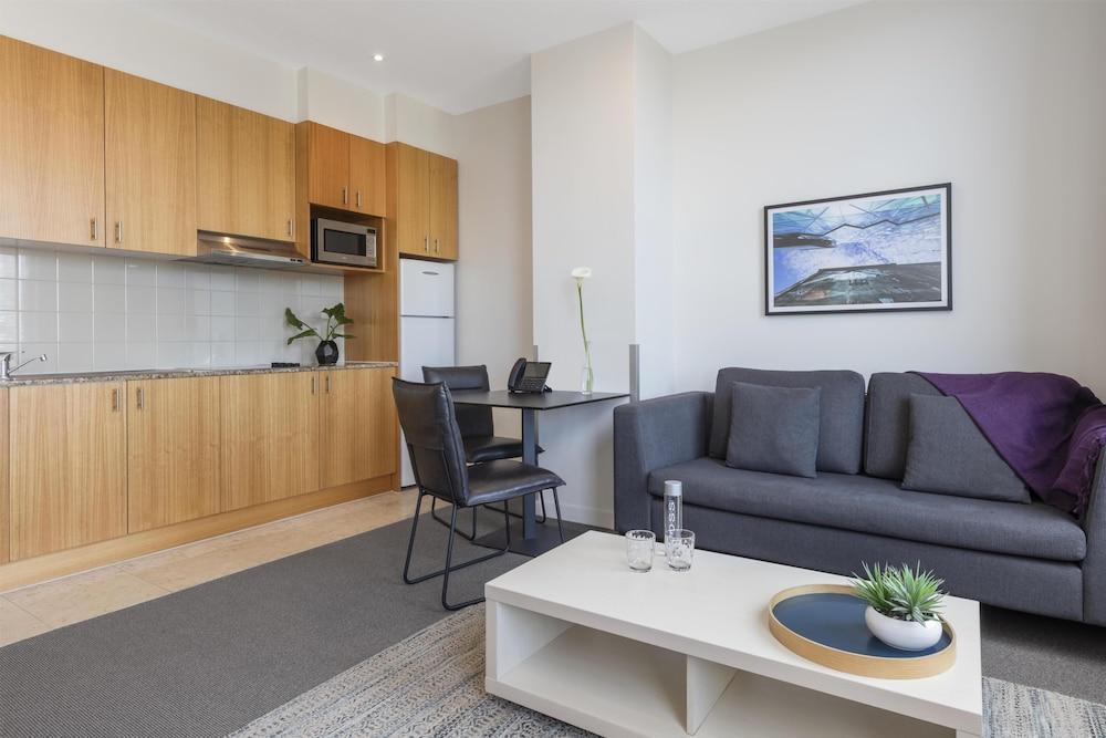 Oaks Melbourne on Market Hotel Room Type - 1 Bedroom Apartment