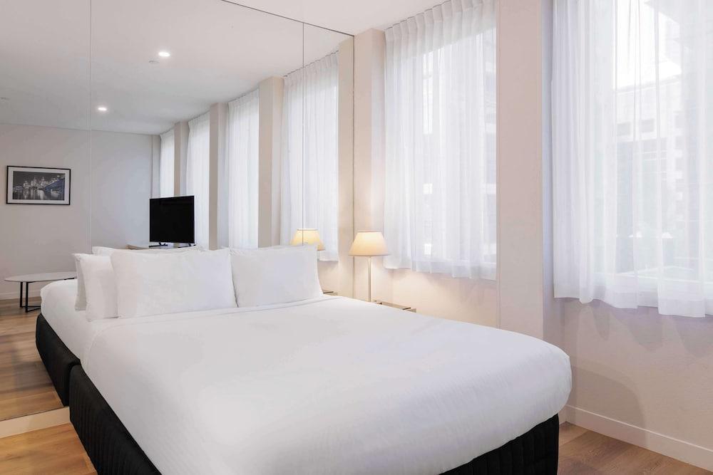 Oaks Melbourne on Collins Hotel Room Type - Family Apartment, 1 Bedroom (No Housekeeping)